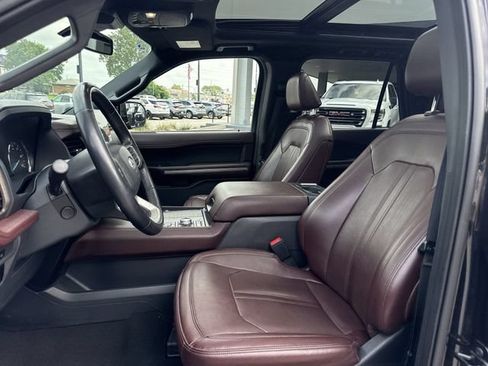 Used 2024 Ford Expedition Limited AWD/4WD image 20