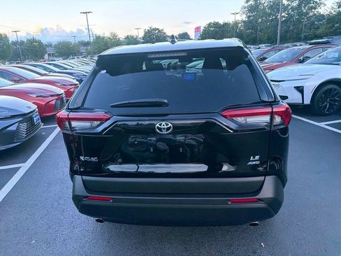 Certified 2025 Toyota RAV4 LE AWD/4WD image 6