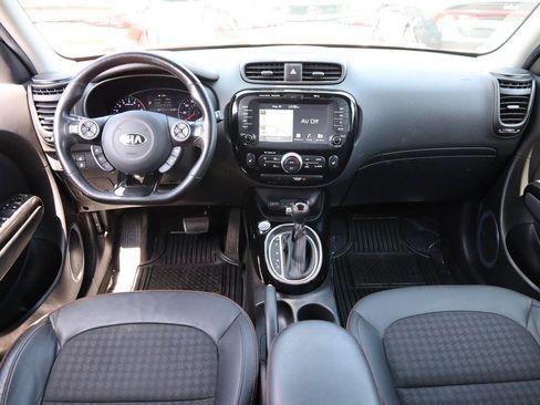 Used 2018 Kia Soul ! w/ Tech Package FWD image 20