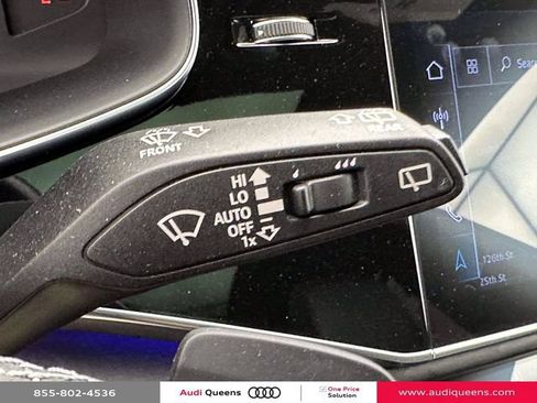 Used 2023 Audi Q8 Premium Plus w/ Premium Plus Package AWD/4WD image 34