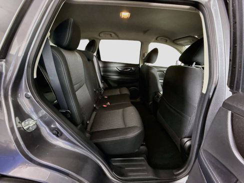 Used 2020 Nissan Rogue SV w/ Premium Package AWD/4WD image 27