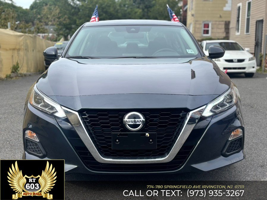 Used 2022 Nissan Altima 2.5 SV FWD image 2