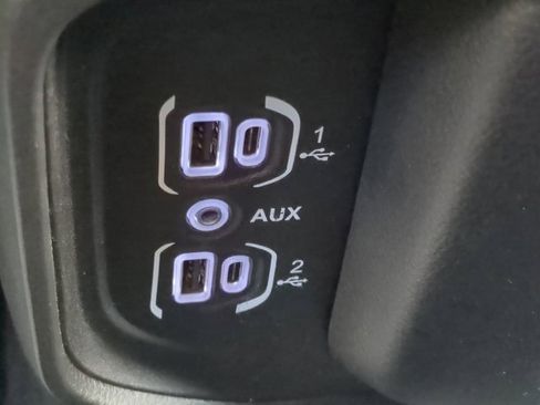 Used 2025 RAM 1500 Classic Warlock image 21