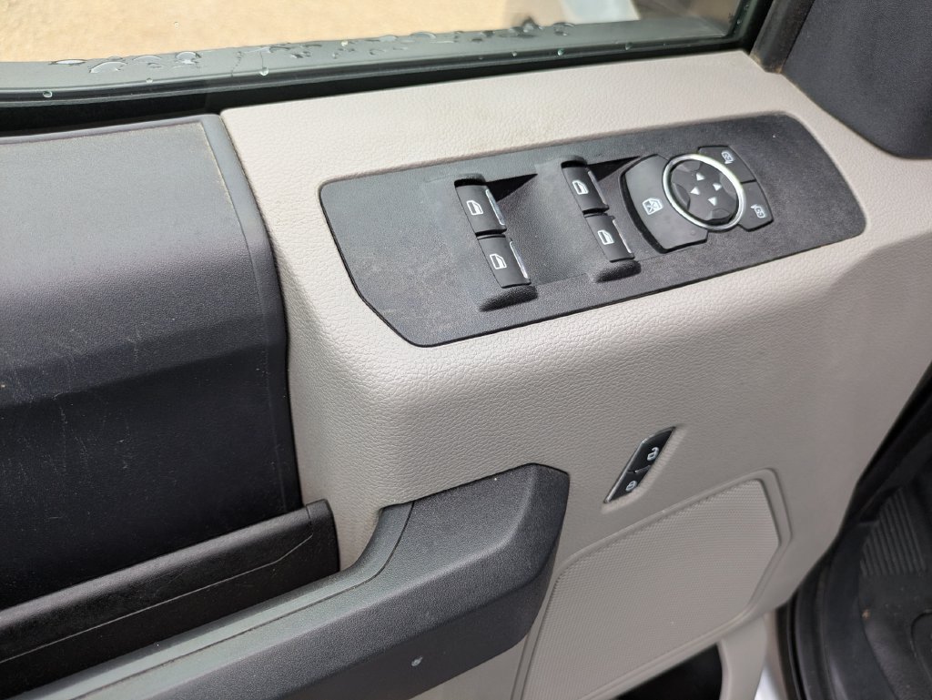 Used 2022 Ford F250 XL w/ STX Appearance Package AWD/4WD image 6
