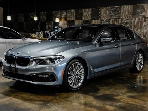 Used 2018 BMW 530i w/ Premium Package RWD image 7