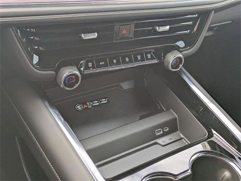 New 2025 Chevrolet Suburban Premier w/ Sun And Tow Package image 23