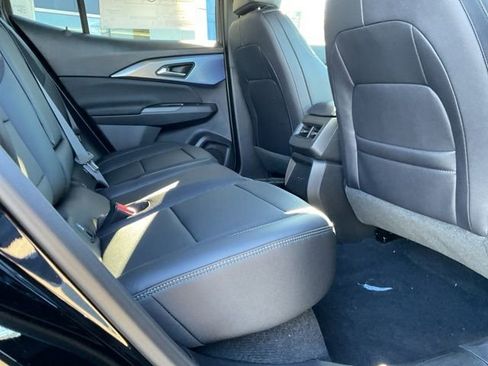 New 2026 Chevrolet Equinox EV LT image 15