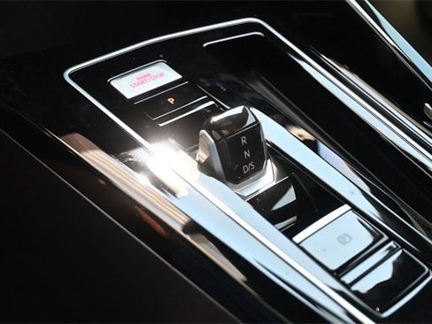 New 2025 Volkswagen GTI SE image 16