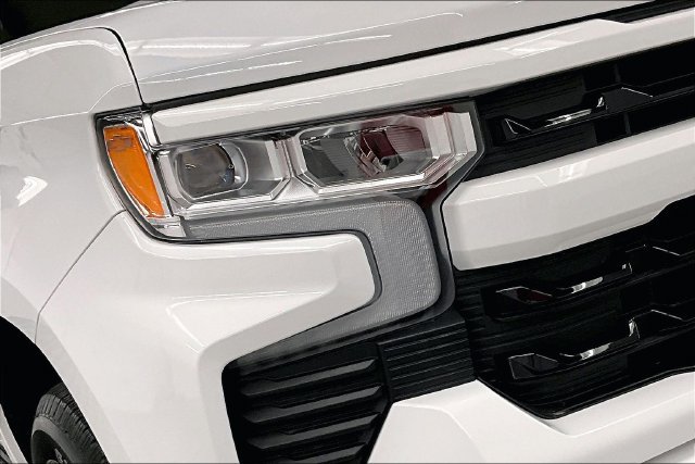 Used 2025 Chevrolet Silverado 1500 RST AWD/4WD image 37