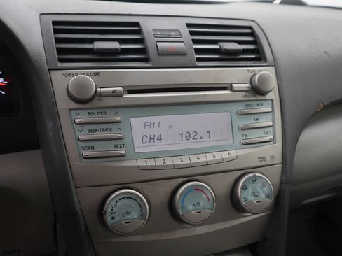 Used 2007 Toyota Camry LE image 21