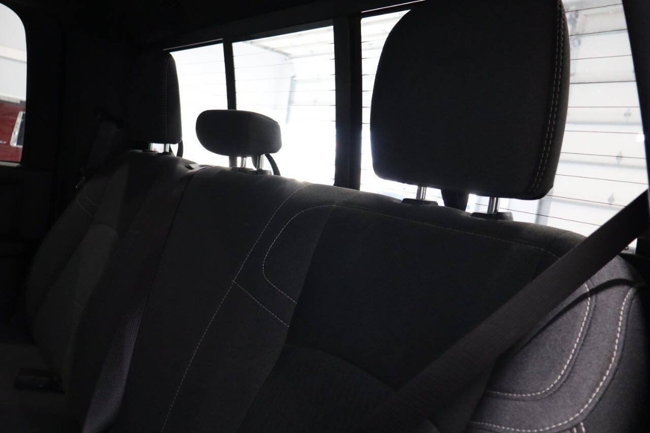 Used 2024 RAM 2500 Tradesman w/ Chrome Appearance Group AWD/4WD image 15