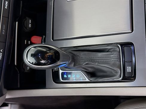 Used 2016 Hyundai Genesis 3.8 RWD image 20