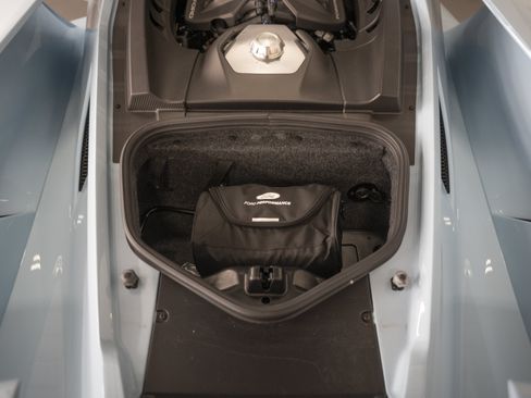Used 2019 Ford GT RWD image 52