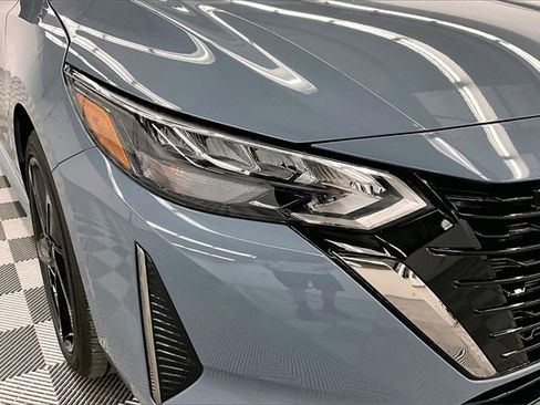 New 2025 Nissan Sentra SR w/ SR Premium Package image 13