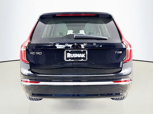 New 2026 Volvo XC90 T8 Ultra w/ Protection Package AWD/4WD image 6