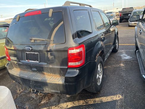 Used 2011 Ford Escape XLT image 13