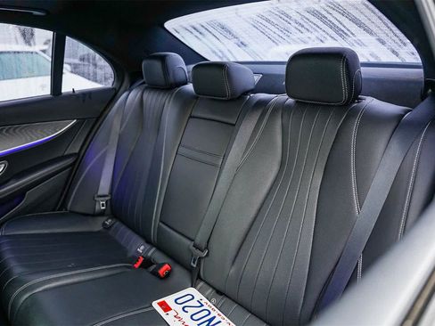 Used 2021 Mercedes-Benz E 350 Sedan image 18