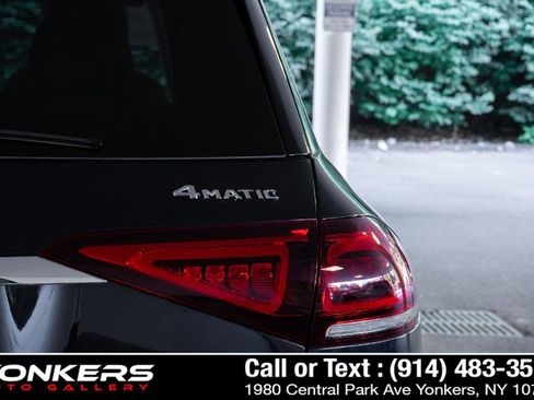 Used 2022 Mercedes-Benz GLE 350 4MATIC w/ Premium Package image 52