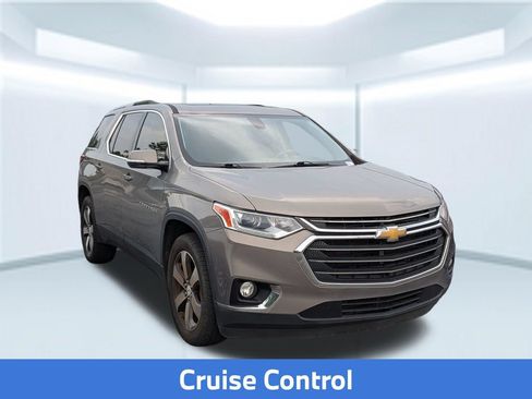 Used 2018 Chevrolet Traverse LT FWD image 6