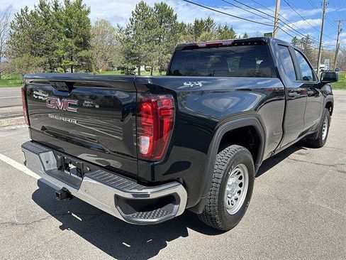 Used 2023 GMC Sierra 1500 Pro w/ Pro Value Package AWD/4WD image 5