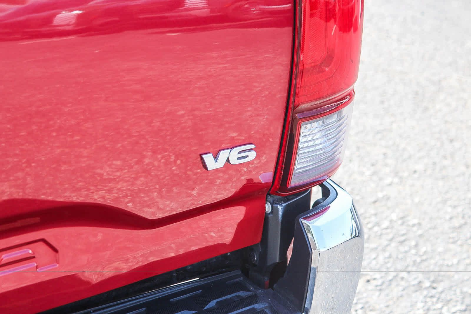Used 2021 Toyota Tacoma SR5 RWD image 34