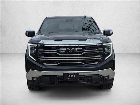 Used 2023 GMC Sierra 1500 SLT w/ SLT Premium Package AWD/4WD image 2