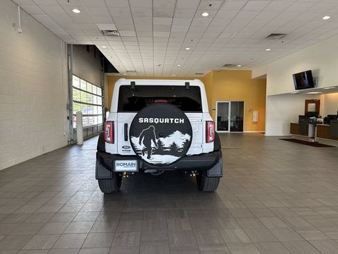 Used 2026 Ford Bronco Badlands AWD/4WD image 4