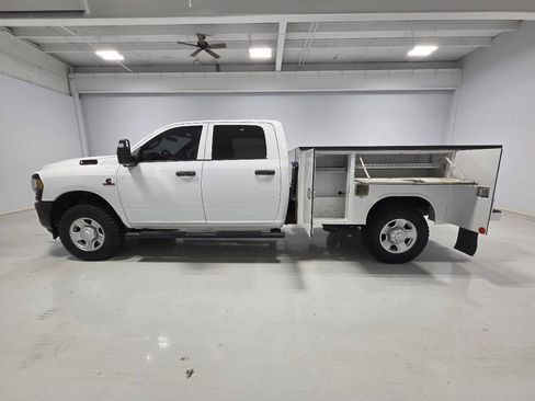 Used 2023 RAM 2500 Tradesman AWD/4WD image 6