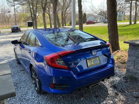 Used 2019 Honda Civic Sport image 7
