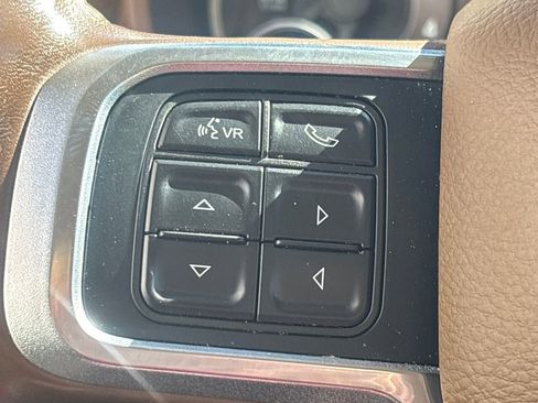 Used 2020 RAM 2500 Laramie w/ Protection Group image 20