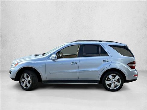 Used 2011 Mercedes-Benz ML 350 4MATIC image 8