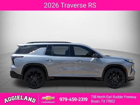 New 2026 Chevrolet Traverse RS w/ LPO, Floor Liner Package image 2