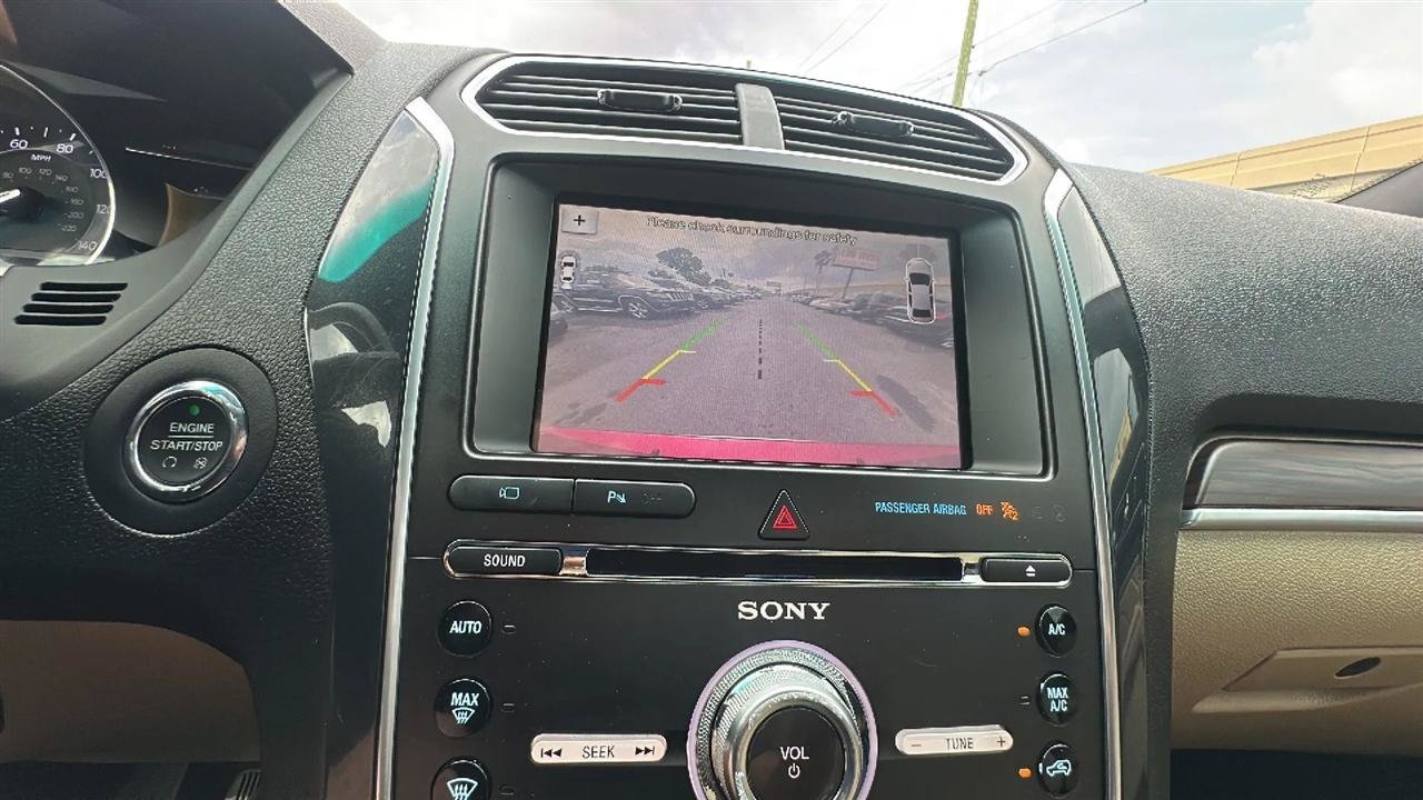 Used 2017 Ford Explorer Limited FWD image 43