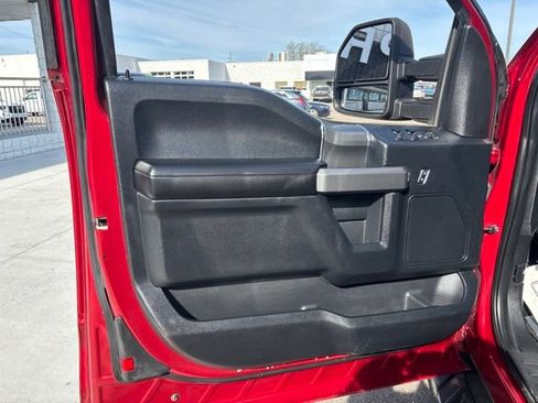 Used 2015 Ford F150 XLT w/ Equipment Group 302A Luxury AWD/4WD image 16