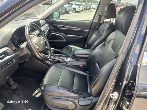 Used 2022 Kia Telluride LX AWD/4WD image 9