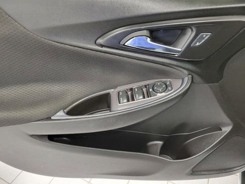 Used 2016 Chevrolet Malibu LT image 26