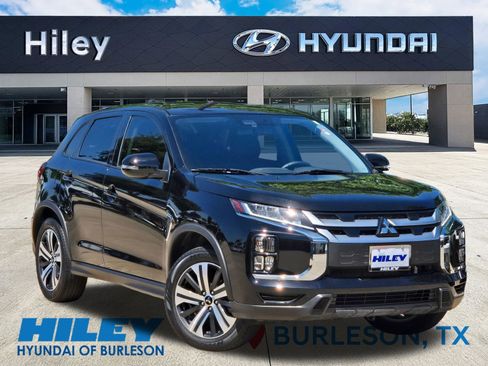 Used 2022 Mitsubishi Outlander Sport SE FWD image 2