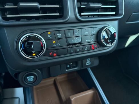 Used 2023 Ford Maverick Lariat w/ Lariat Luxury Package image 23