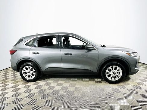 Used 2024 Ford Escape Active AWD/4WD image 2