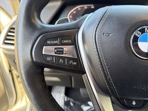 Used 2022 BMW X5 xDrive40i w/ Premium Package image 14