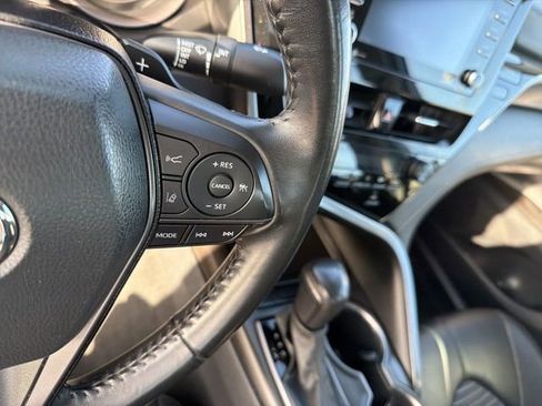 Used 2023 Toyota Camry SE image 17