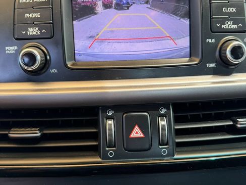 Used 2016 Kia Optima LX w/ LX Convenience Package FWD image 13