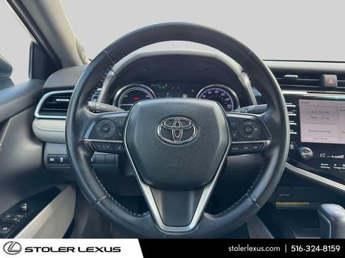 Used 2018 Toyota Camry XLE w/ Audio Package FWD image 19