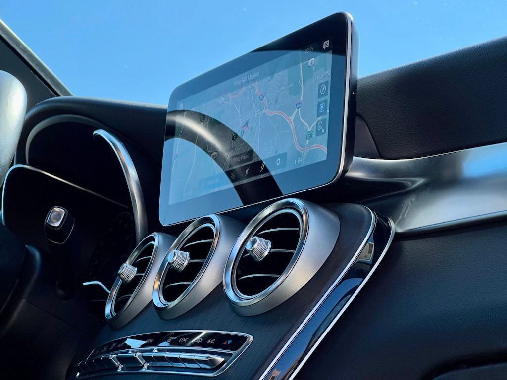 Certified 2022 Mercedes-Benz GLC 300 4MATIC image 11