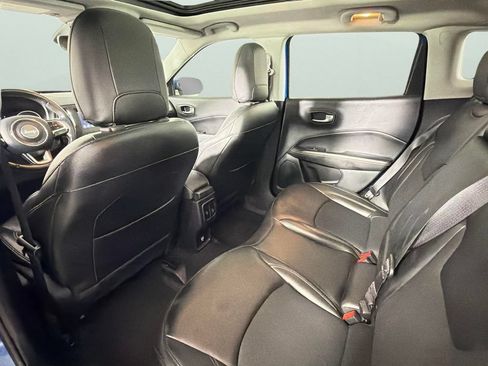Used 2020 Jeep Compass Latitude FWD image 28