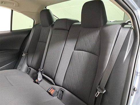 Used 2020 Toyota Corolla LE image 13