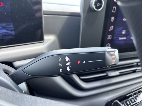 Used 2024 Chevrolet Silverado EV W/T AWD/4WD image 22