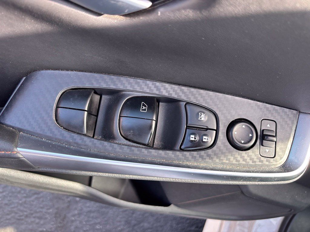 Used 2023 Nissan Sentra SR FWD image 16