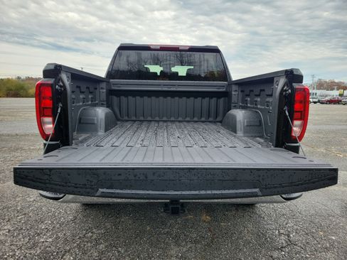 New 2026 GMC Sierra 1500 Pro w/ Pro Value Package image 16