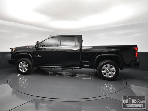 Used 2022 Chevrolet Silverado 2500 LTZ w/ LTZ Texas Edition AWD/4WD image 3